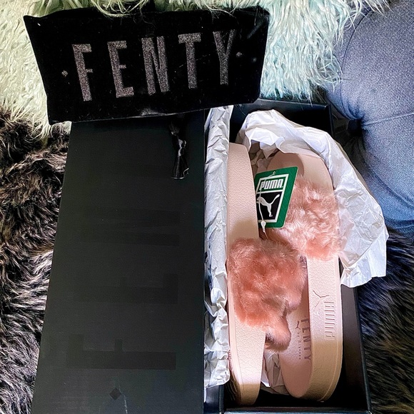 Rihanna 2016 FENTY Slides PINK AUTHENTIC Brand New - Picture 4 of 7